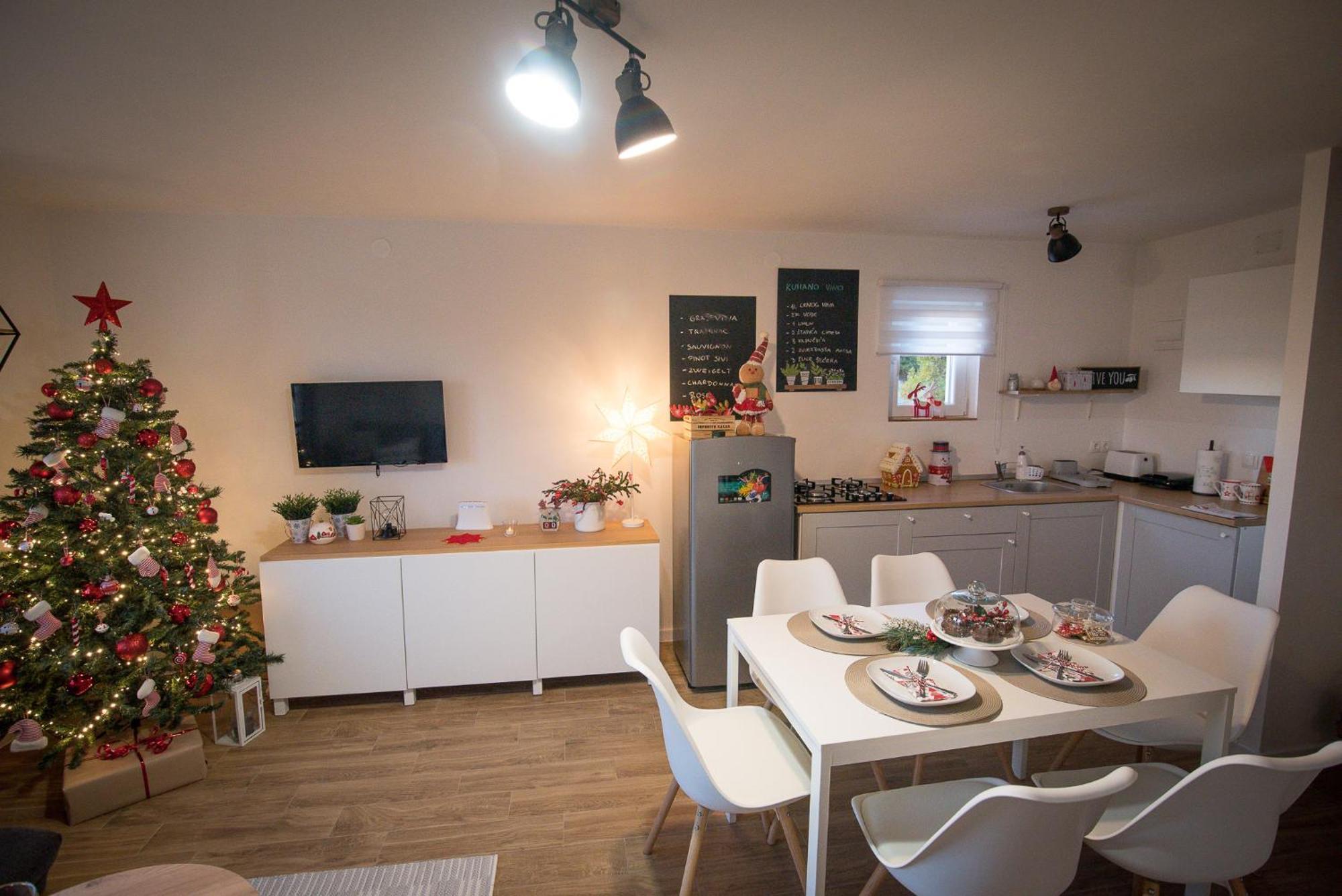Holiday Home Vinovilla Kutjevo エクステリア 写真