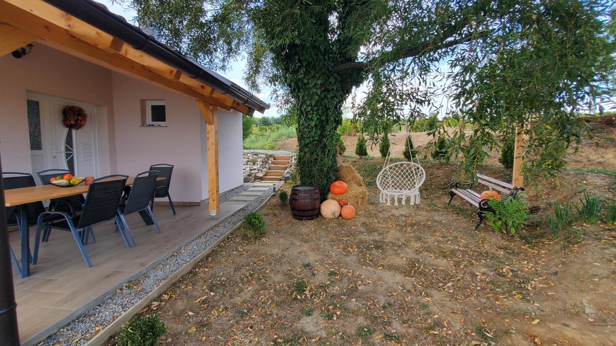 Holiday Home Vinovilla Kutjevo エクステリア 写真
